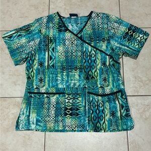 Tafford Uniforms Women’s V-Neck scrub top Size M Short Sleeve Pockets Nurse RN